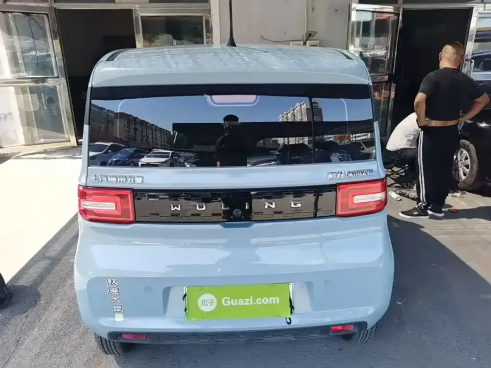 Wuling MINIEV