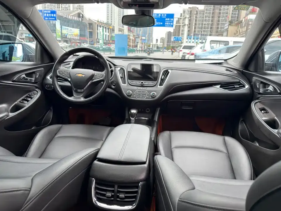 Chevrolet Malibu XL