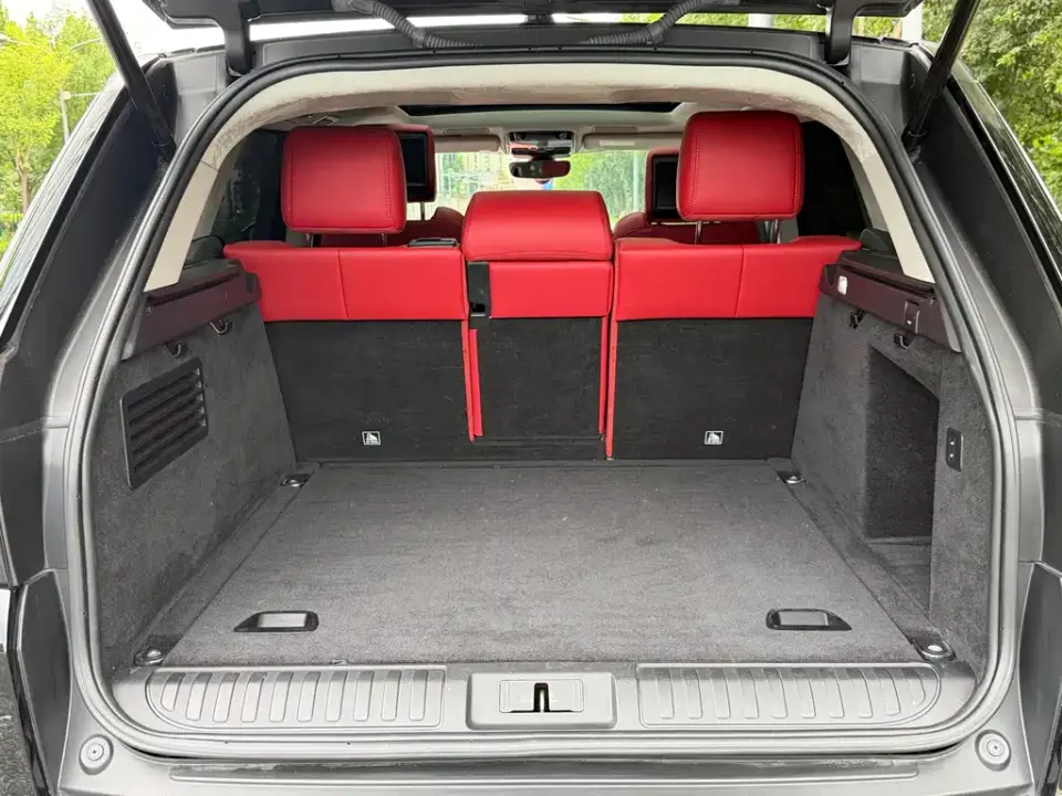 Land Rover Sport