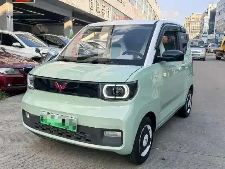 Wuling MINIEV