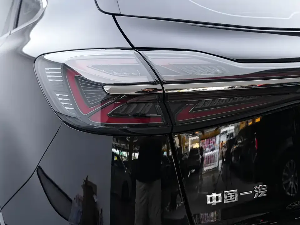 Hongqi Hongqi HS5