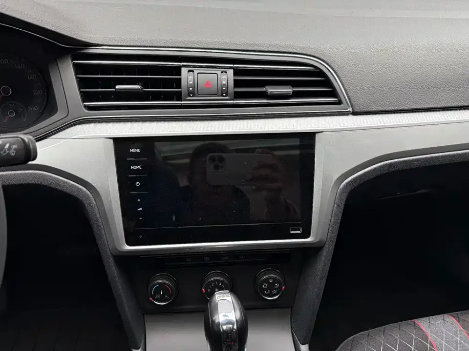 Volkswagen Lamando