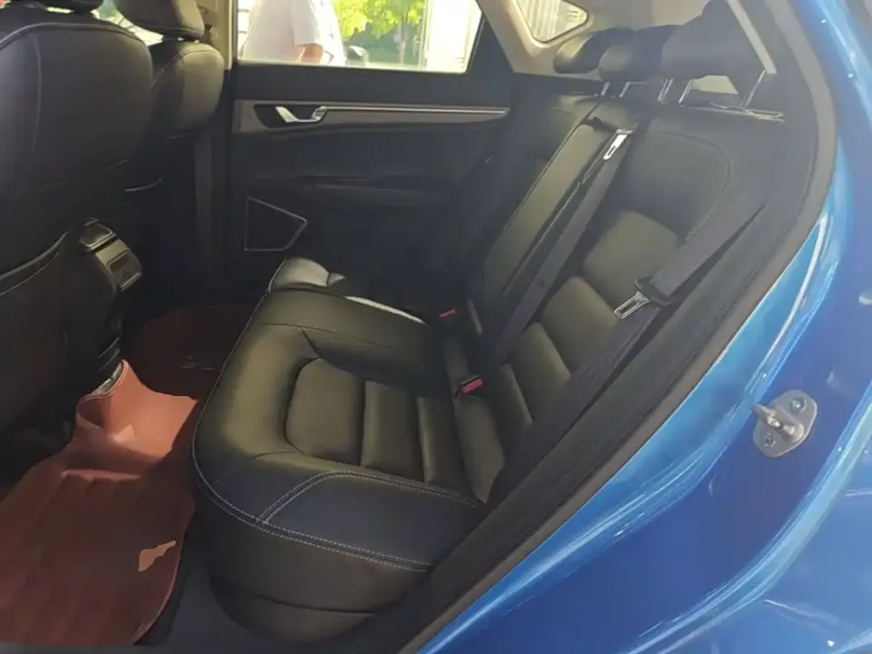 Geely Emgrand GS