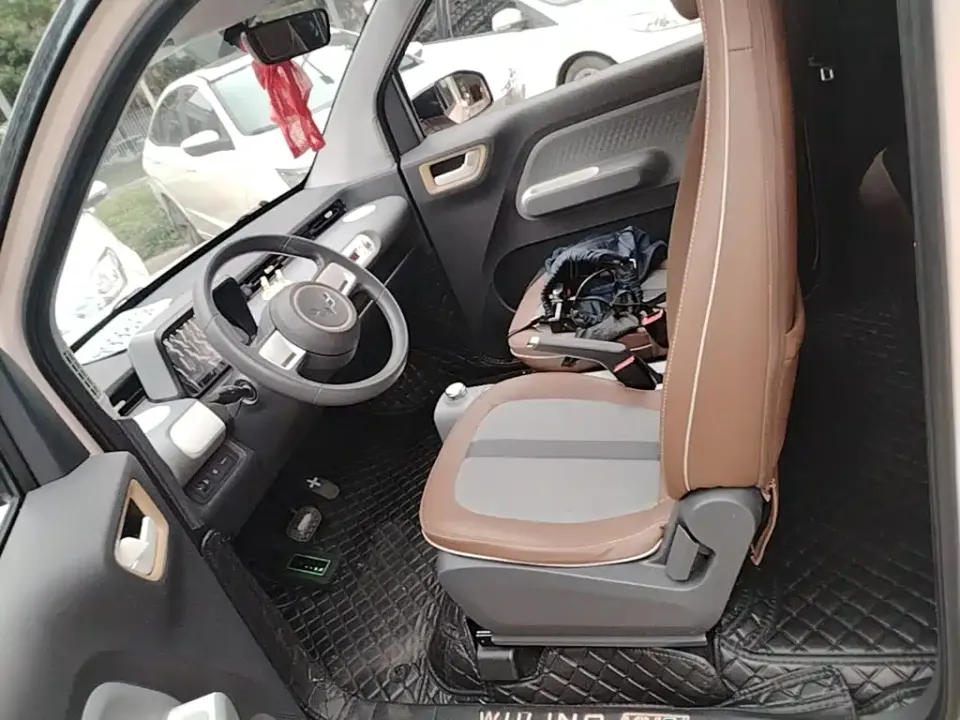 Wuling MINIEV