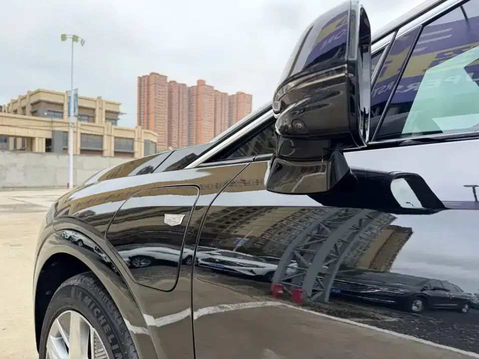 Cadillac IQ