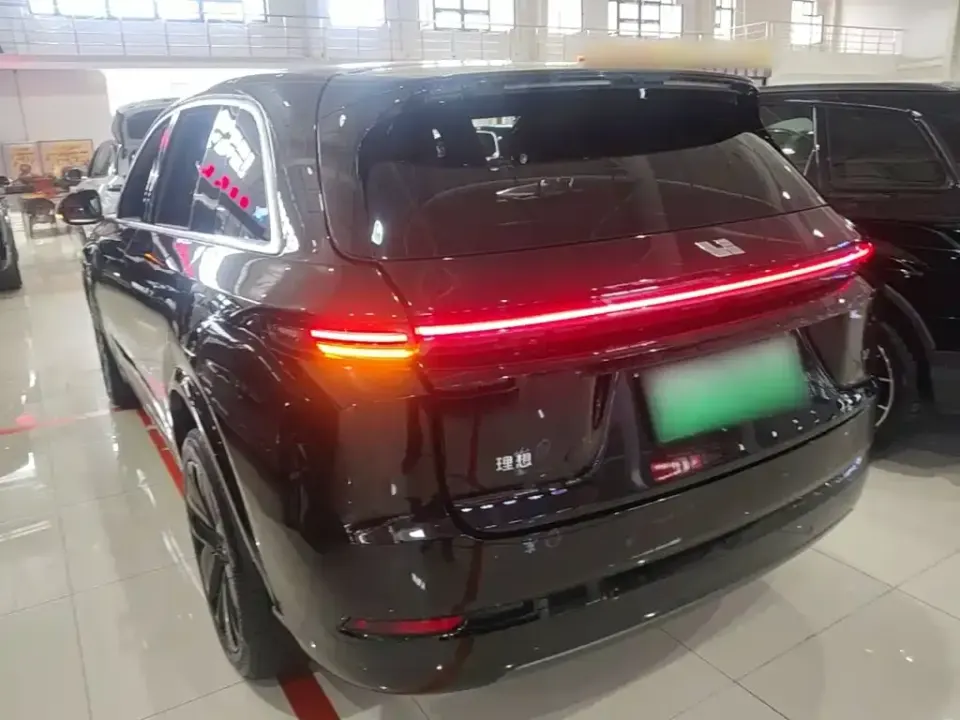 Li Li L7
