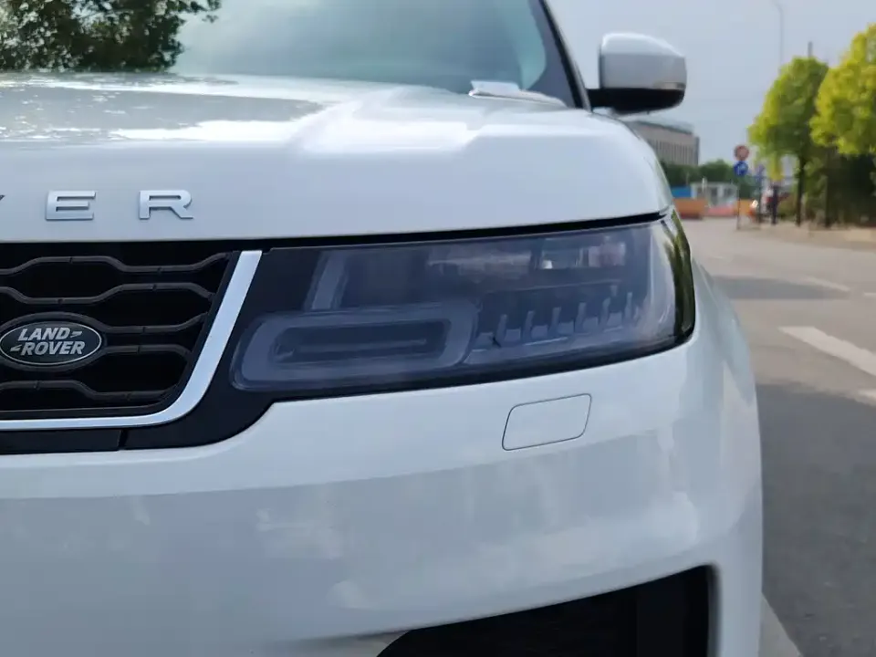 Land Rover Sport