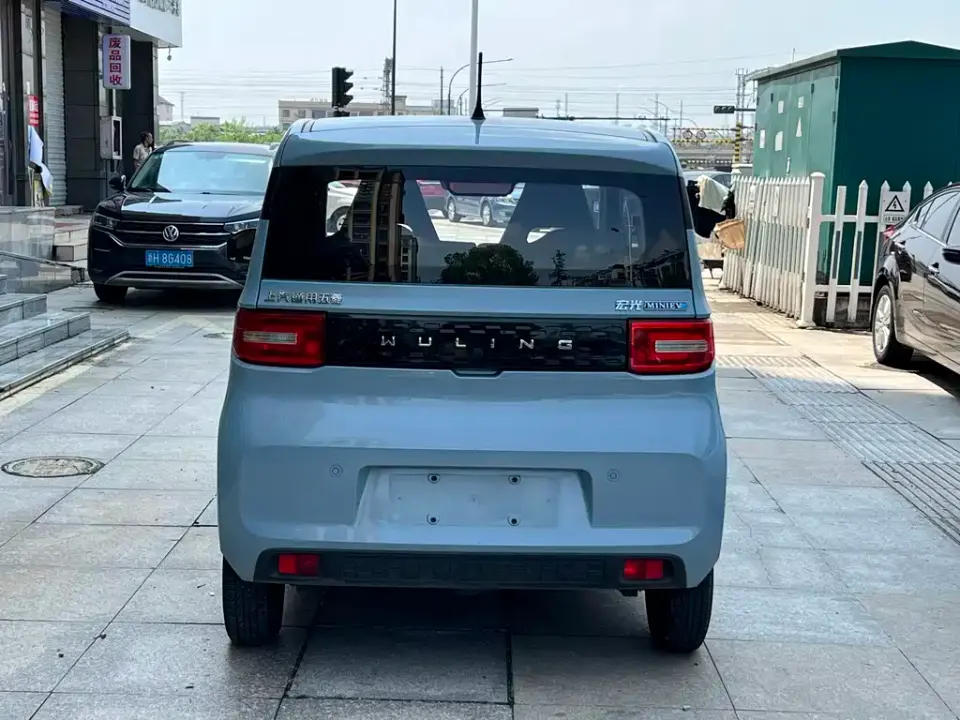 Wuling MINIEV