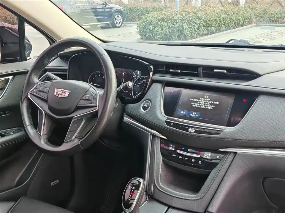 Cadillac XT5