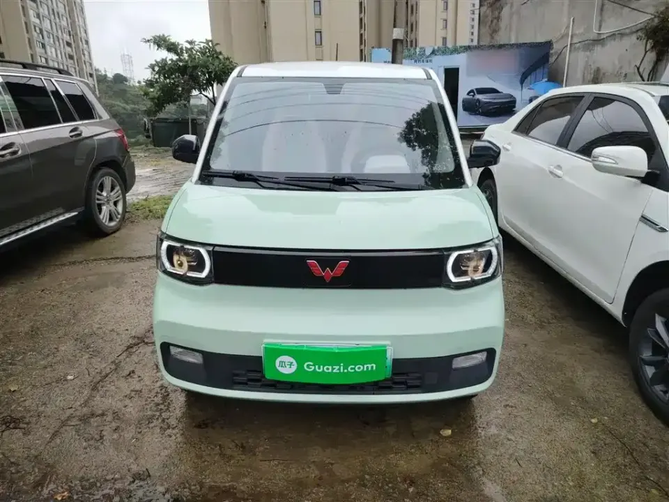 Wuling MINIEV