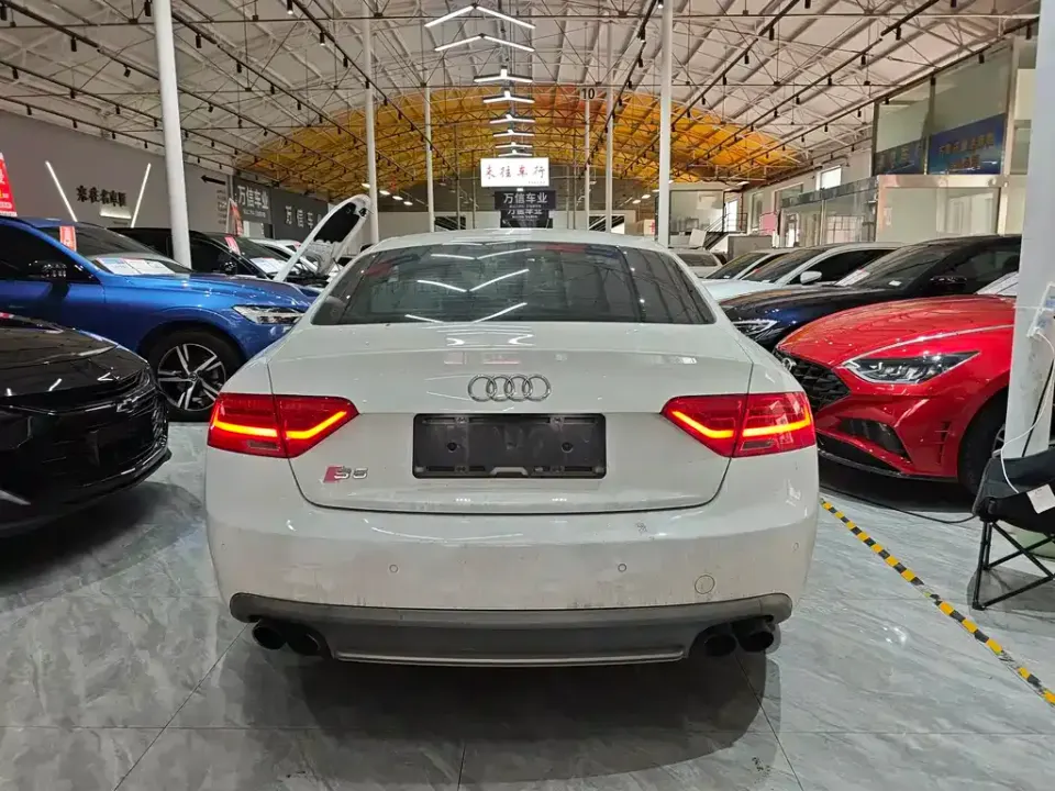 Audi A5 (Import)