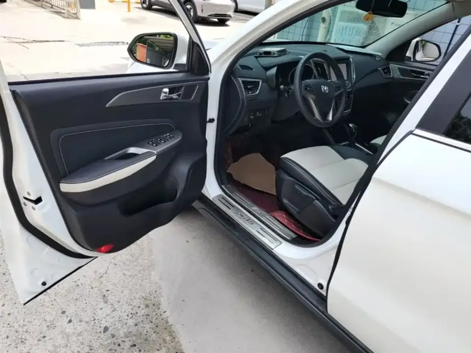 Changan CS35