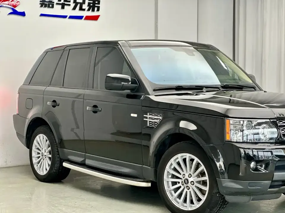 Land Rover Sport