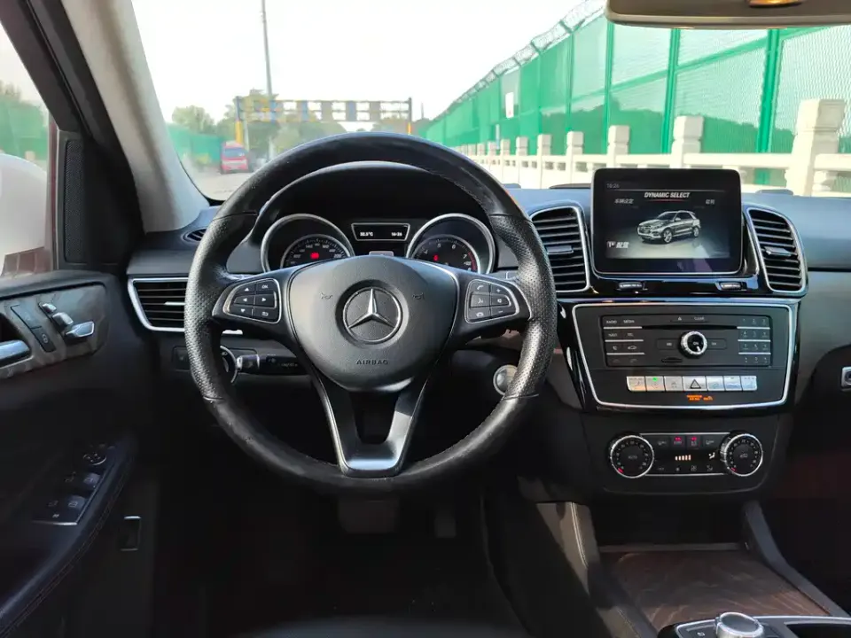 Mercedes-Benz GLE (Import)