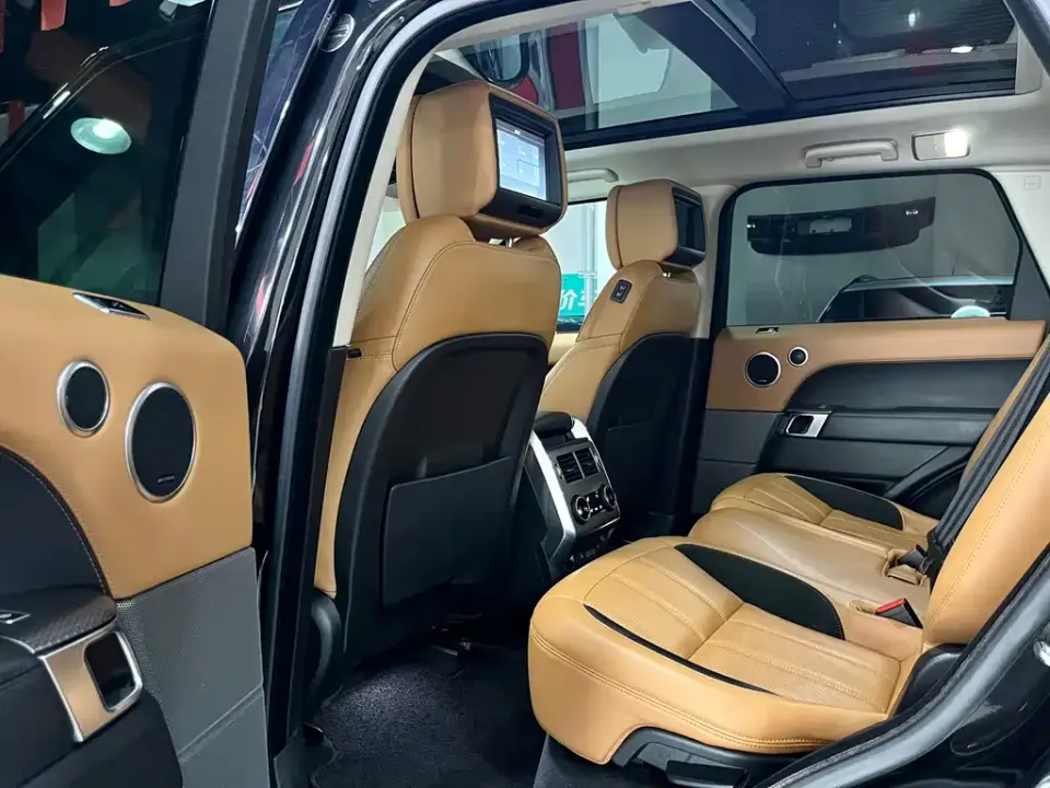 Land Rover Sport