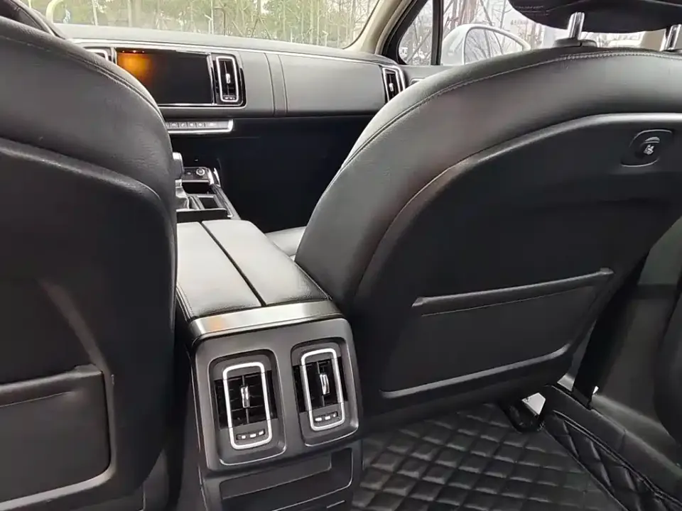 Citroen C6