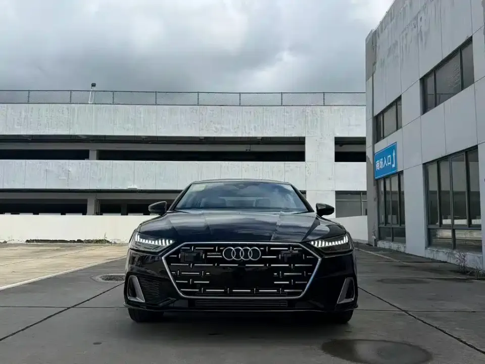 Audi A7L