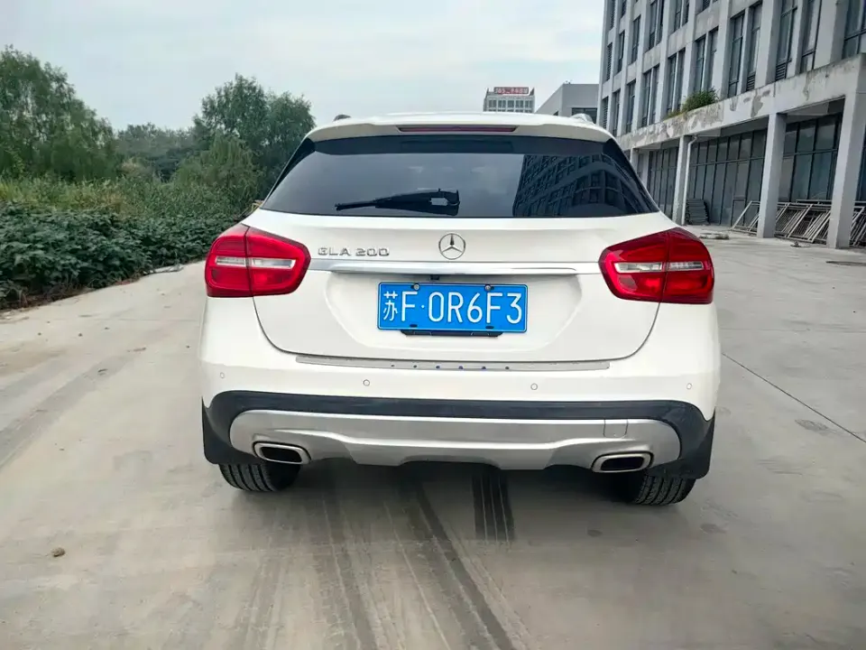 Mercedes-Benz GLA