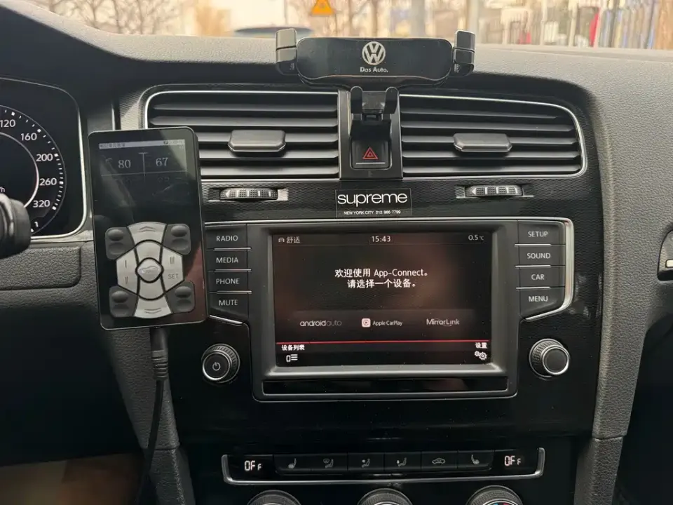 Volkswagen Golf GTI