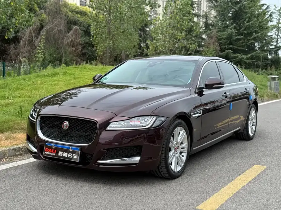 Jaguar XFL