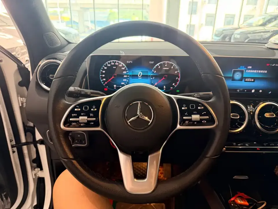 Mercedes-Benz GLB