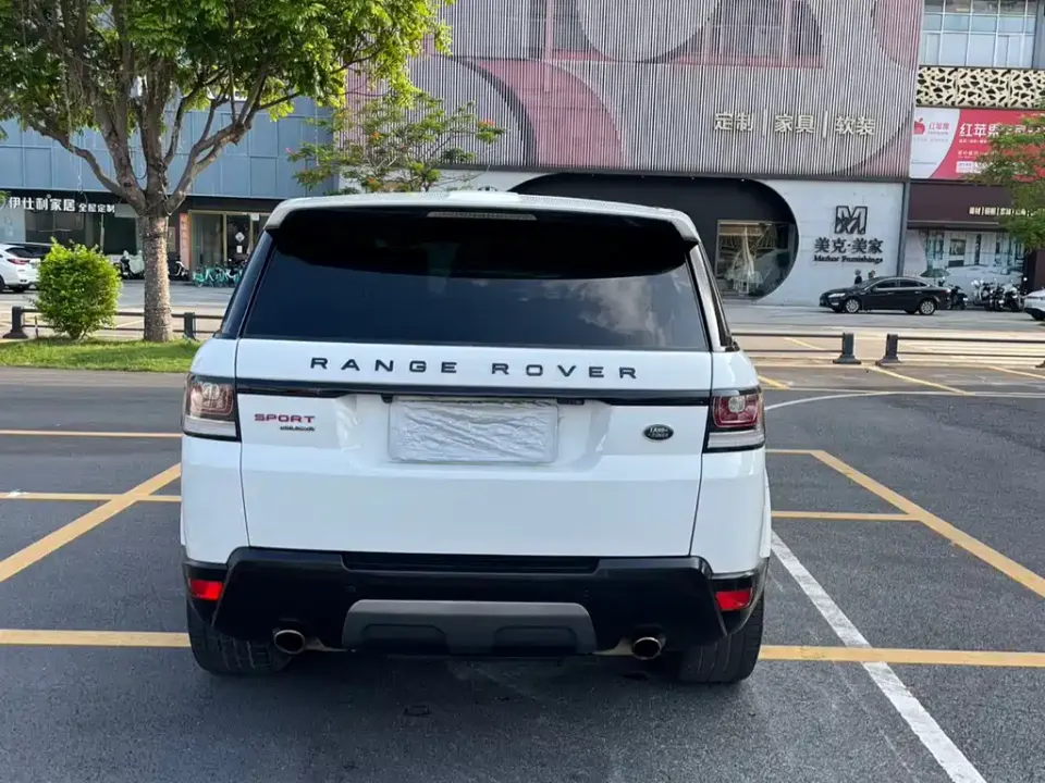 Land Rover Sport