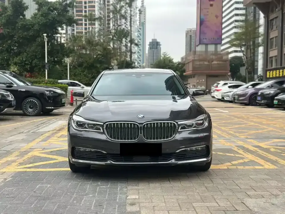 BMW 7-Series
