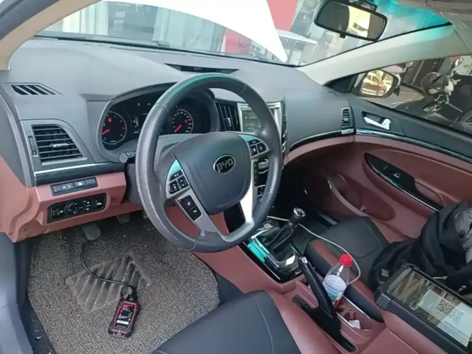 BYD Surui