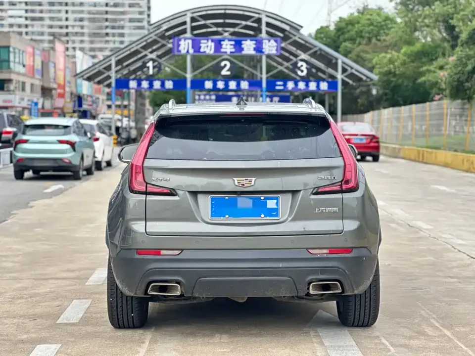 Cadillac XT4