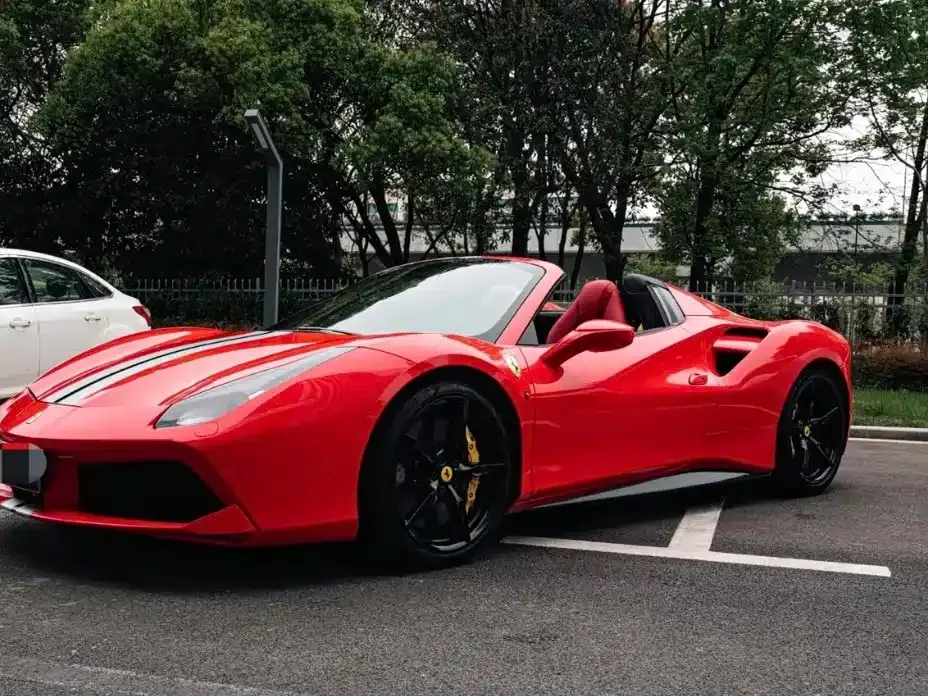 Ferrari 488