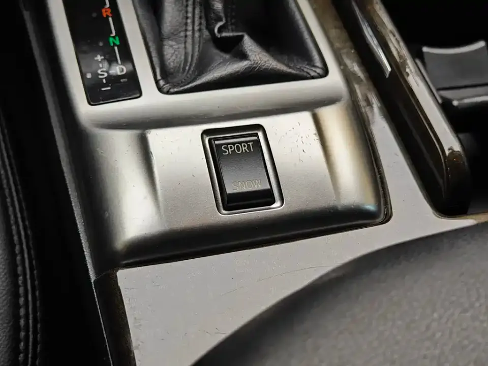 Toyota Reiz