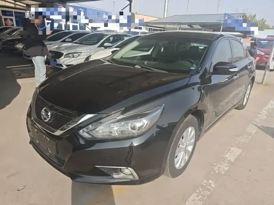 Nissan Teana