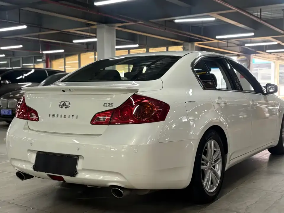 Infiniti G