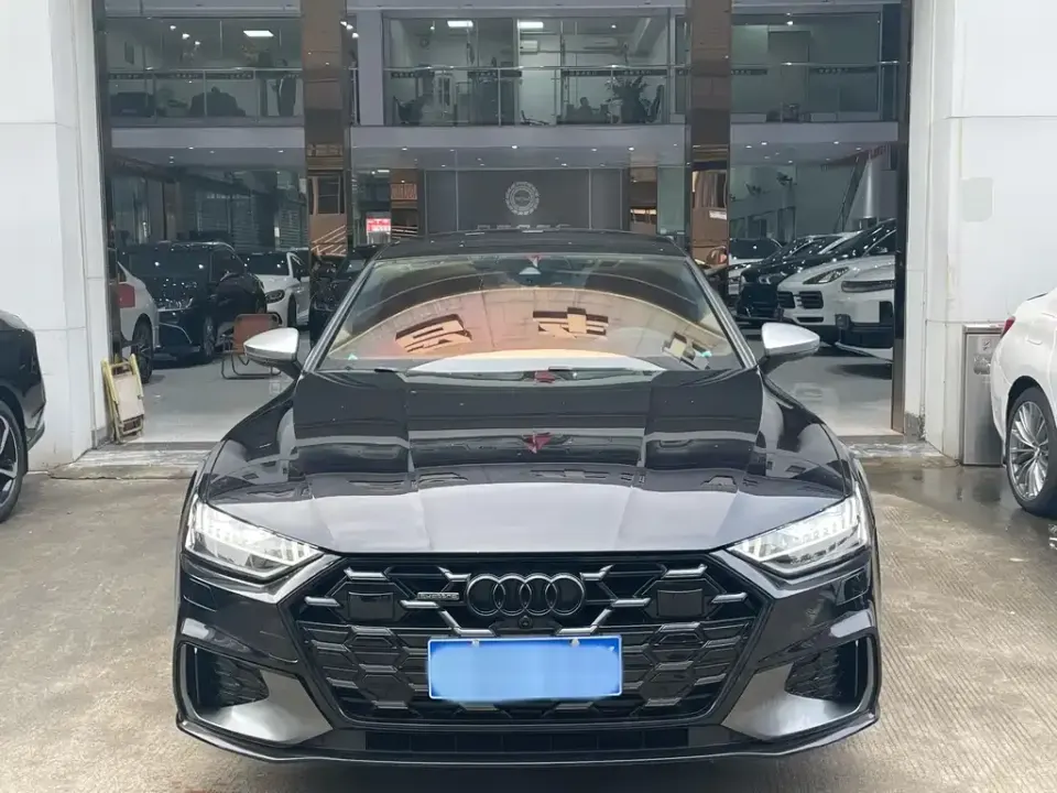 Audi A7L