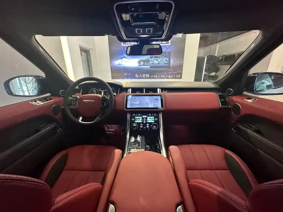 Land Rover Sport