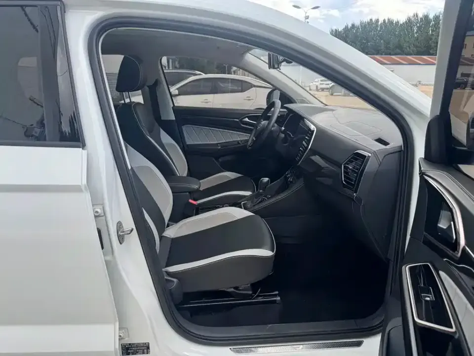Jetta VS7