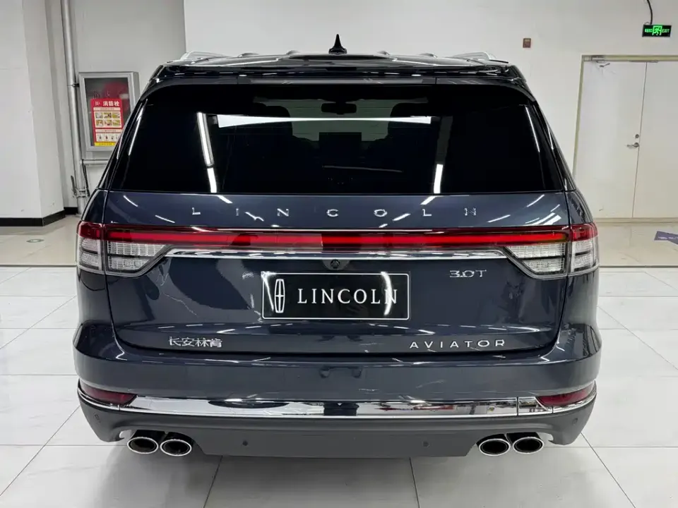 Lincoln Aviator