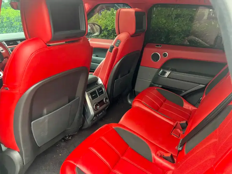 Land Rover Sport