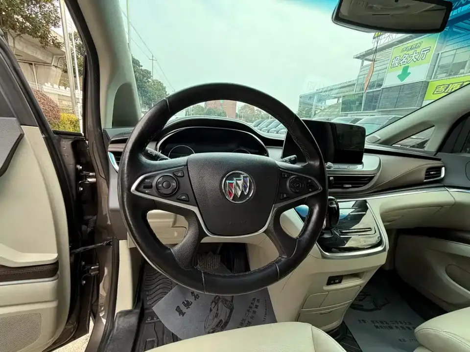 Buick GL8