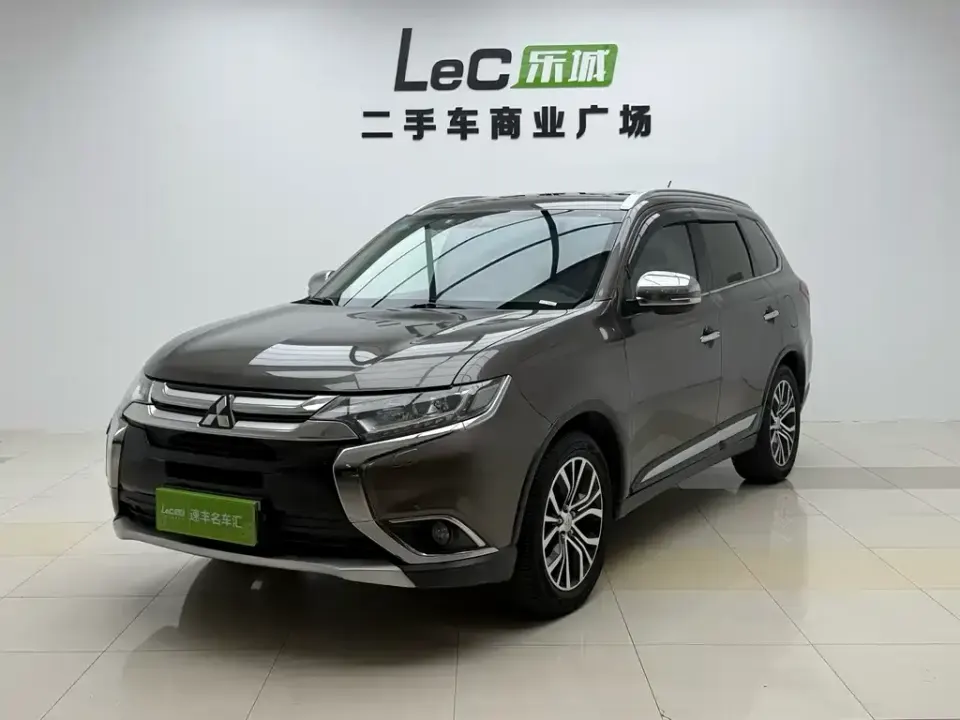 Mitsubishi Outlander (Import)