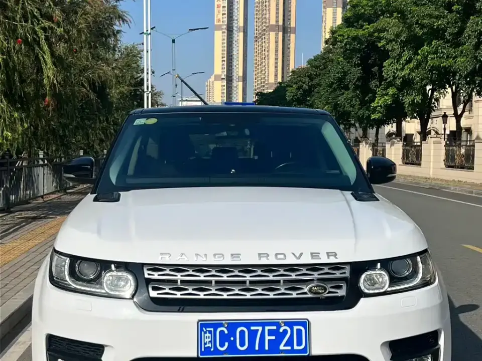 Land Rover Sport