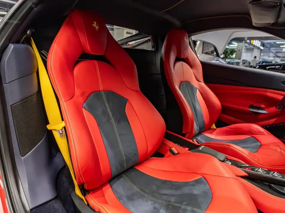 Ferrari F8