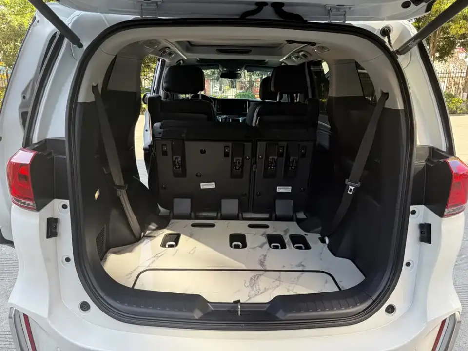 GAC Trumpchi M8