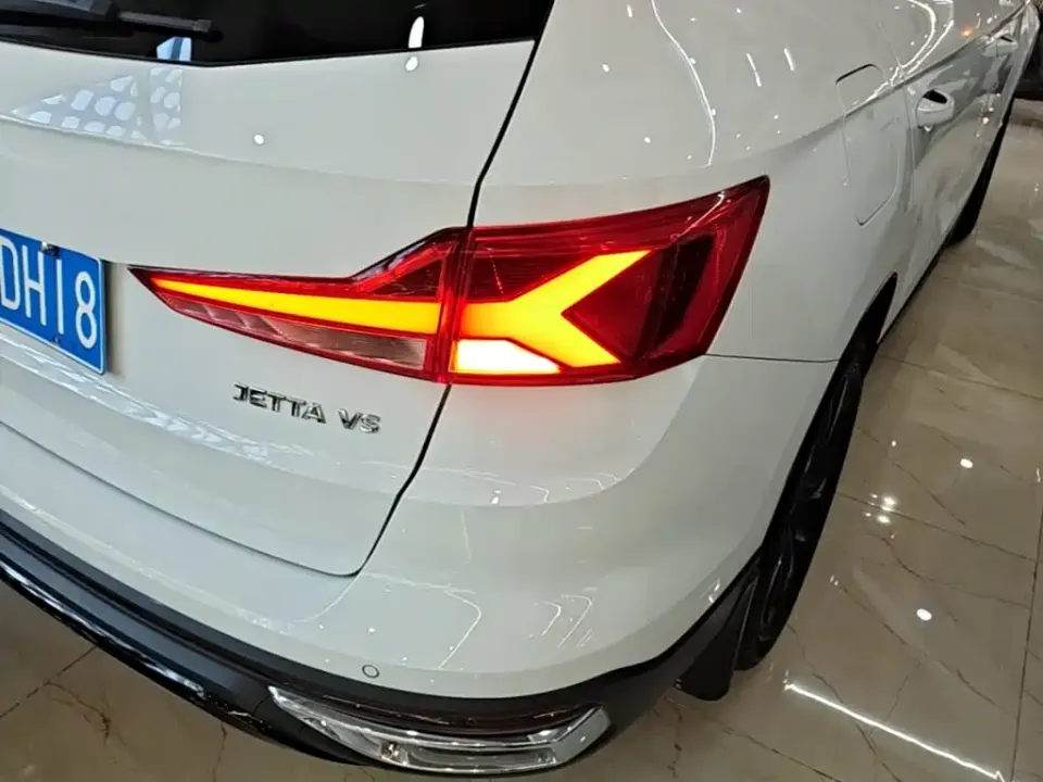 Jetta VS7