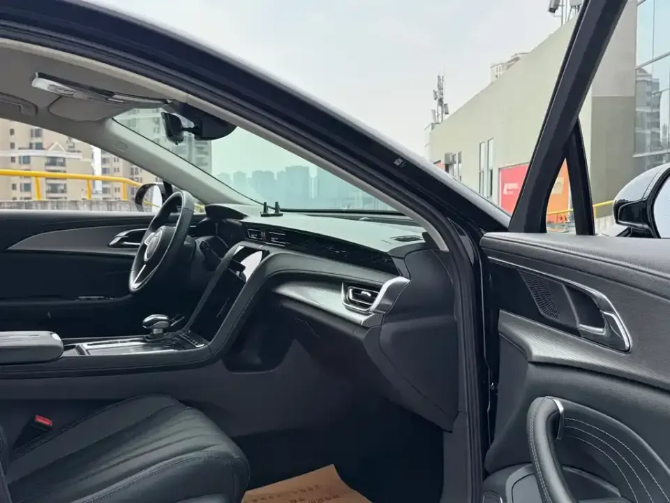 Hongqi Hongqi H5