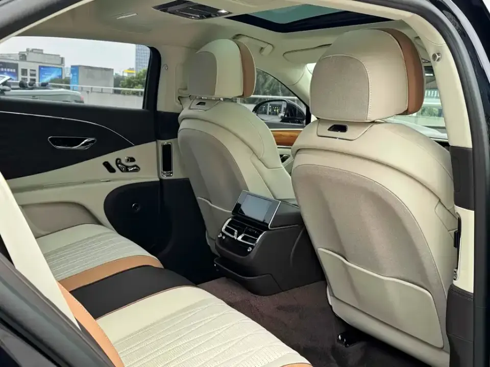 Bentley Flying Spur PHEV