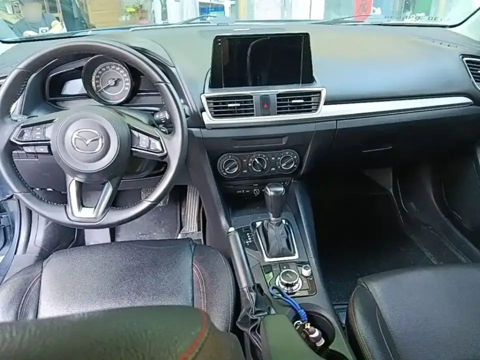Mazda 3 Axela