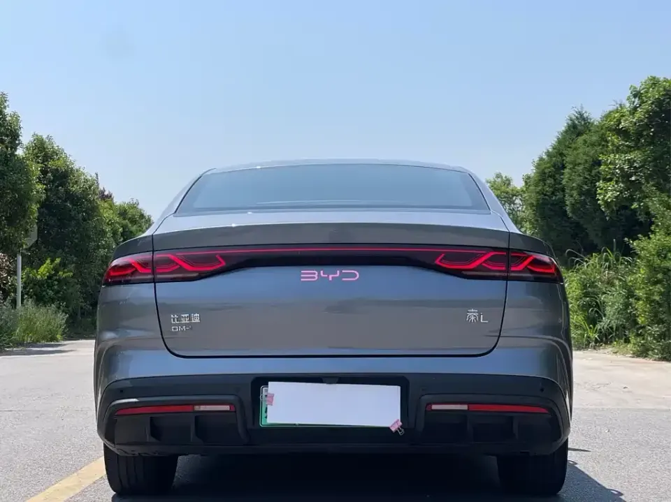BYD Qin L