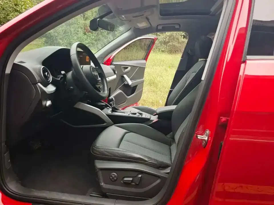 Audi Q2L