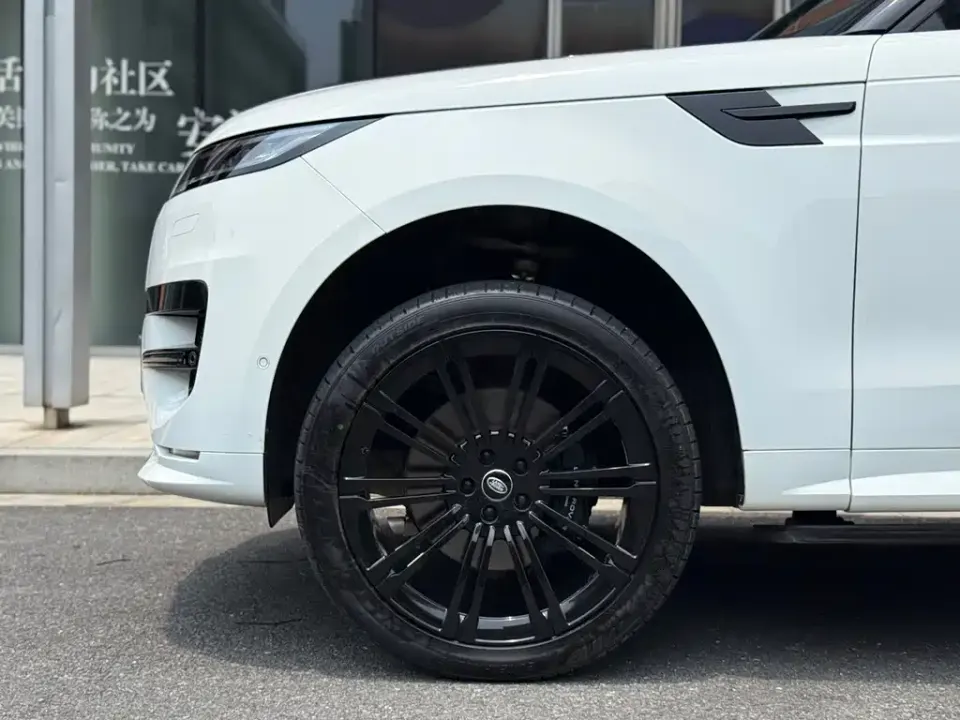 Land Rover Sport